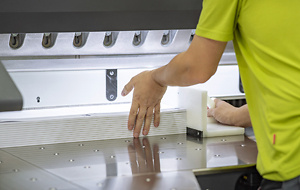 Flyerline Schneidemaschine Flyerline Schneidemaschine